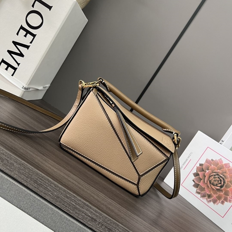 l*ew* handle bags